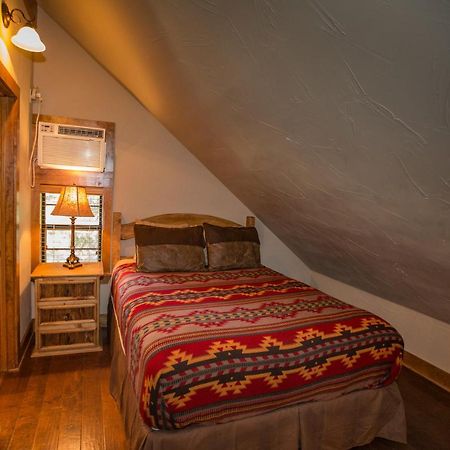Hotel Nrs Event Center & Guest Ranch Decatur Esterno foto