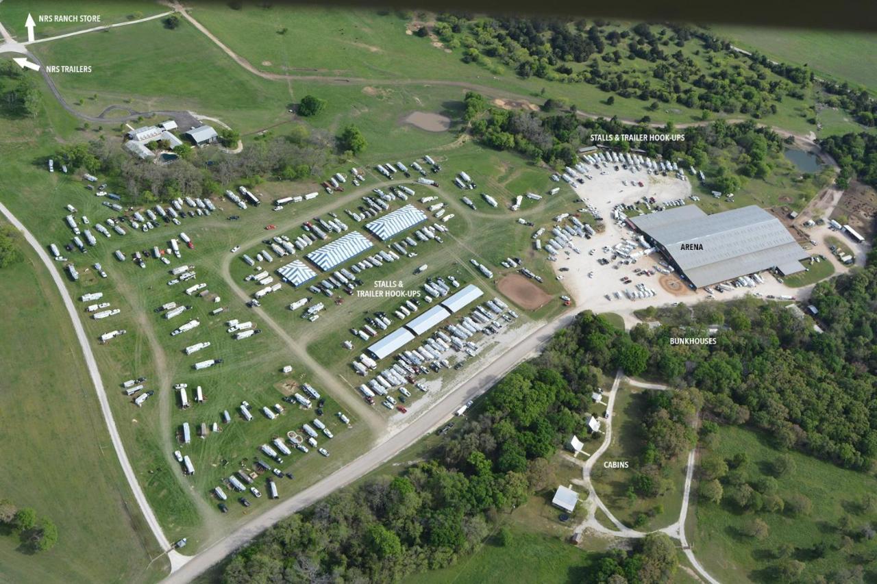 Hotel Nrs Event Center & Guest Ranch Decatur Esterno foto