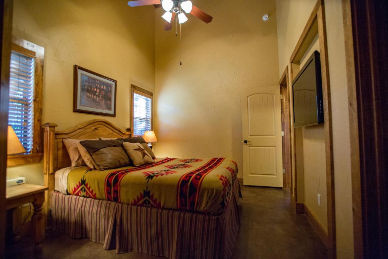 Hotel Nrs Event Center & Guest Ranch Decatur Esterno foto