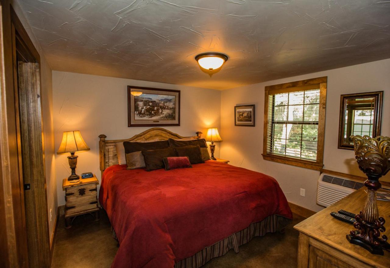 Hotel Nrs Event Center & Guest Ranch Decatur Esterno foto