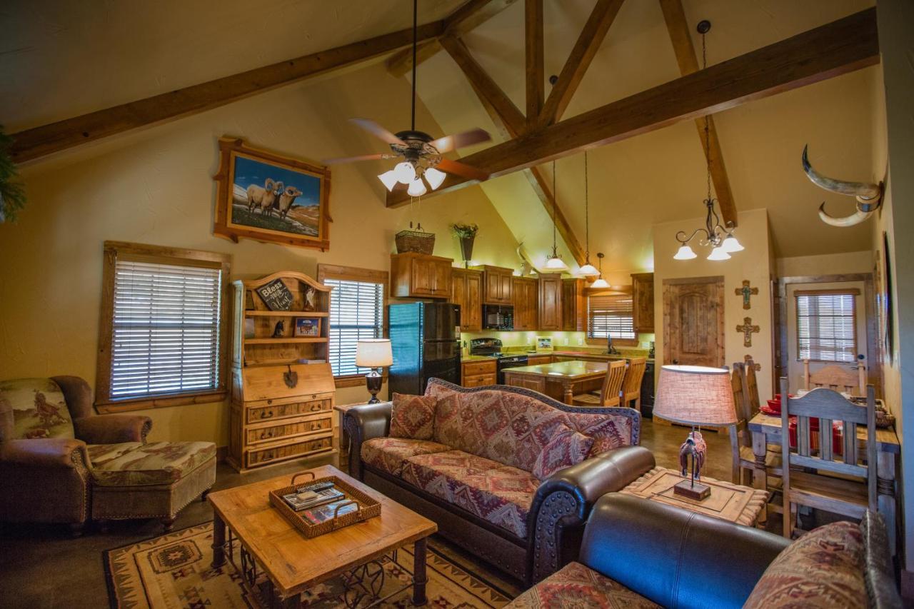 Hotel Nrs Event Center & Guest Ranch Decatur Esterno foto