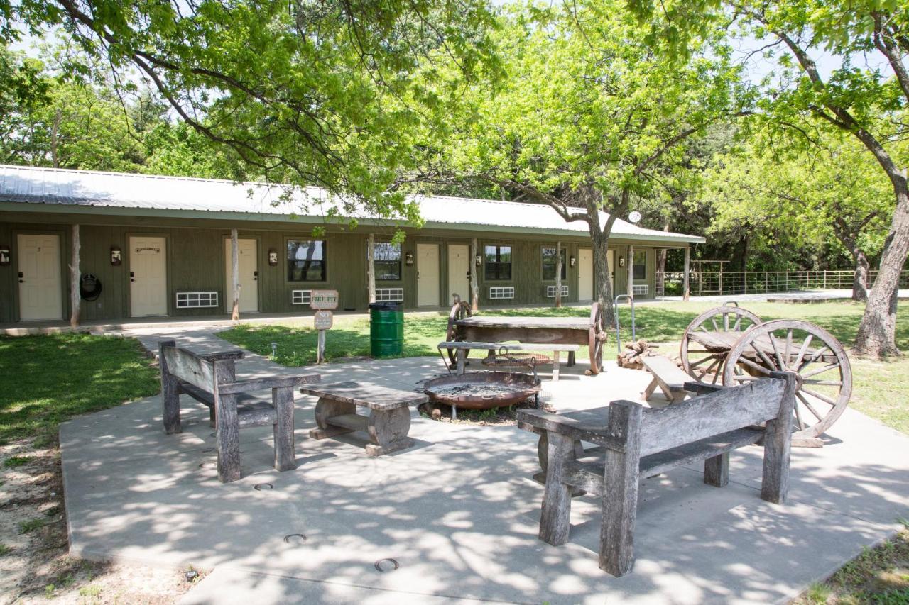 Hotel Nrs Event Center & Guest Ranch Decatur Esterno foto