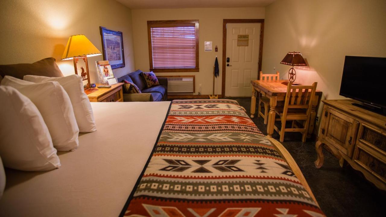 Hotel Nrs Event Center & Guest Ranch Decatur Esterno foto