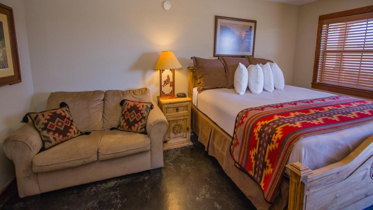 Hotel Nrs Event Center & Guest Ranch Decatur Esterno foto